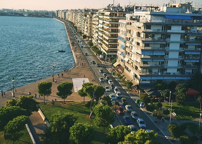 Thessalonian I - 2 Steps From White Tower * Salonicco