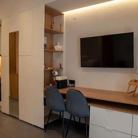 Apartamento Thessalonian I - 2 Steps From White Tower Tessalónica