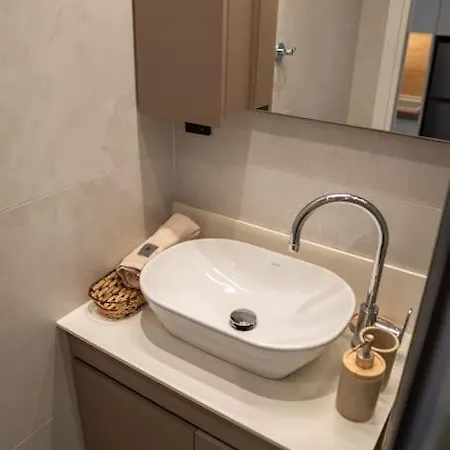 Thessalonian I - 2 Steps From White Tower アパート テッサロニキ